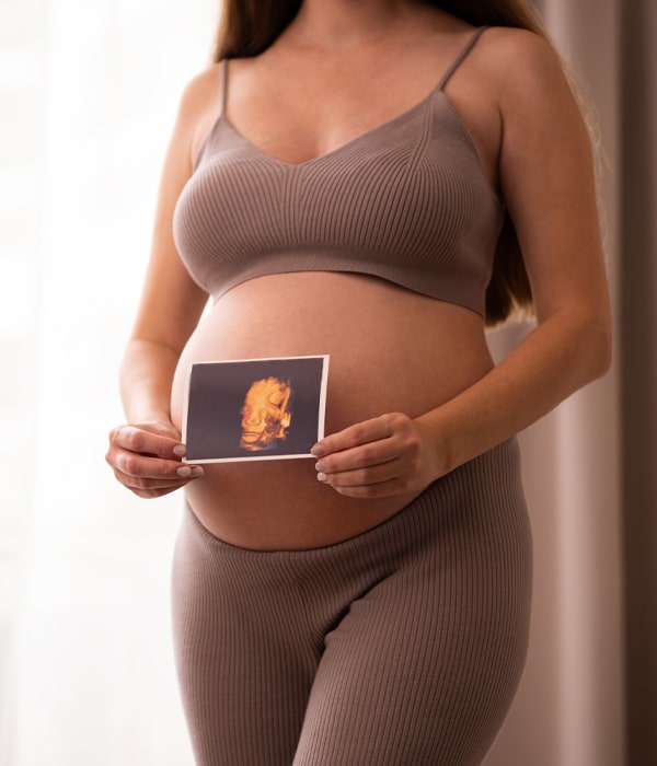 Mid-Trimester Anomaly Scan Obstetrics & Gynecology KidsHeart Dubai Abu Dhabi Alain