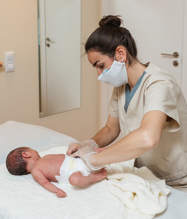 Postnatal Follow Up Obstetrics & Gynecology KidsHeart Dubai Abu Dhabi Alain