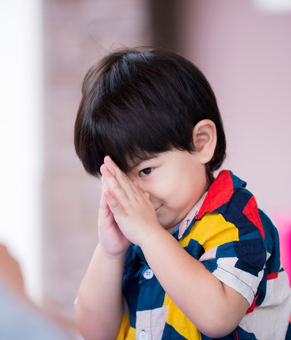 Use of Alternative and Augmentative Communication (AAC) Tools Speech Therapy KidsHeart Dubai Al Ain Abu Dhabi